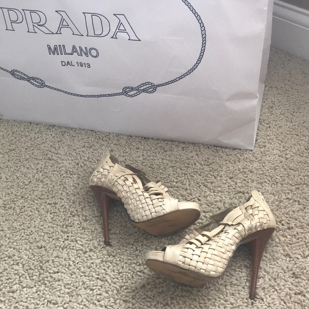 Michael Antonio Huarache style heels